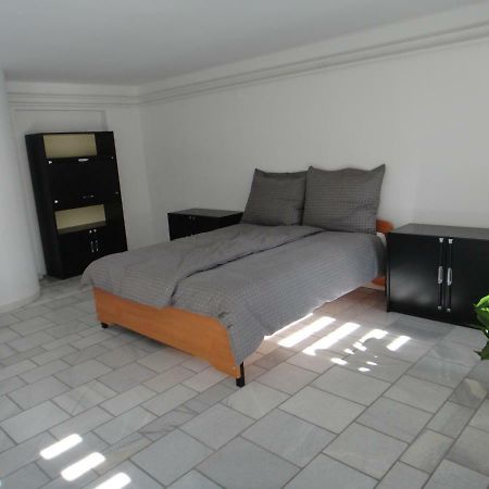 Liliom Διαμέρισμα Σέγκεντ Εξωτερικό φωτογραφία